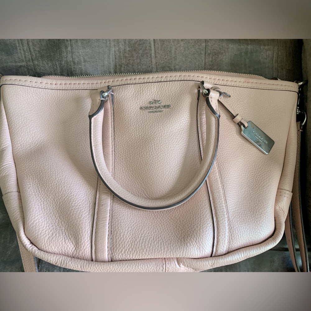 Coach central satchel light pink